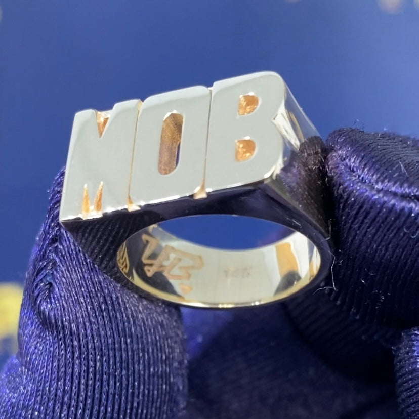 MOB ring in solid 14k yellow gold close